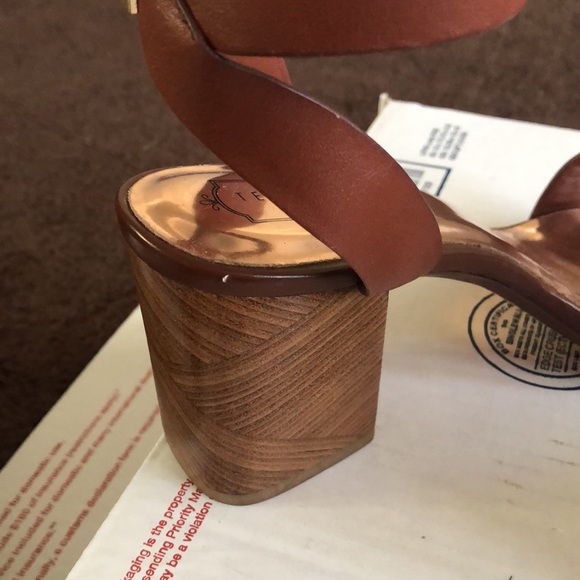 ⭕️ PRICE FIRM Ted Baker Size 40/10 Biah Studded Block Heels - Picture 8 of 13